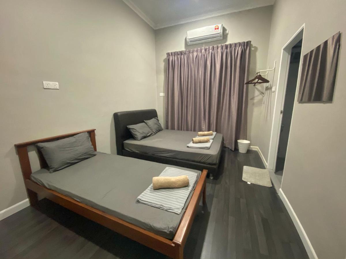 Shafickza Guesthouse Kuala Terengganu Exteriör bild